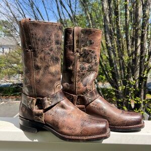 Frye Harness 12R Boots Mens 10.5 USA Distressed Brown Leather Engineer Biker